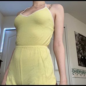 Cute yellow romper! Perfect condition